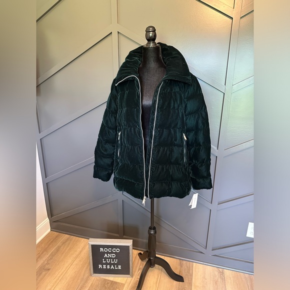 ▪️S-102XS- BCBG emerald green velvet puffer jacket mock neck - Picture 7 of 11